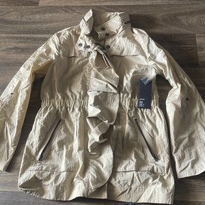 Brand new Luii Coat